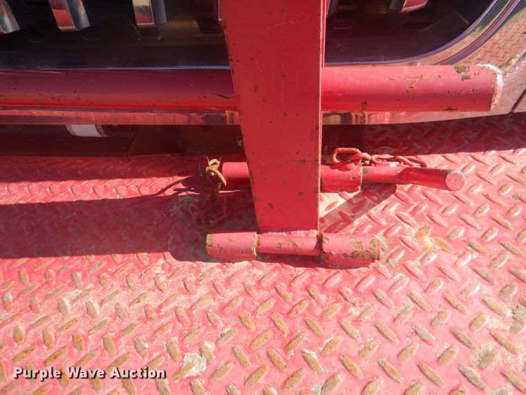 image for item GE9352 2017 International 7300 crane truck