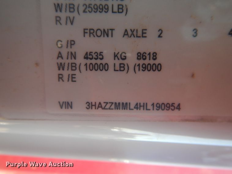 image for item GE9352 2017 International 7300 crane truck