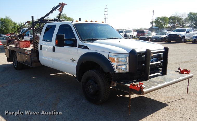 image for item GE9353 2015 Ford F550 Super Duty winch truck