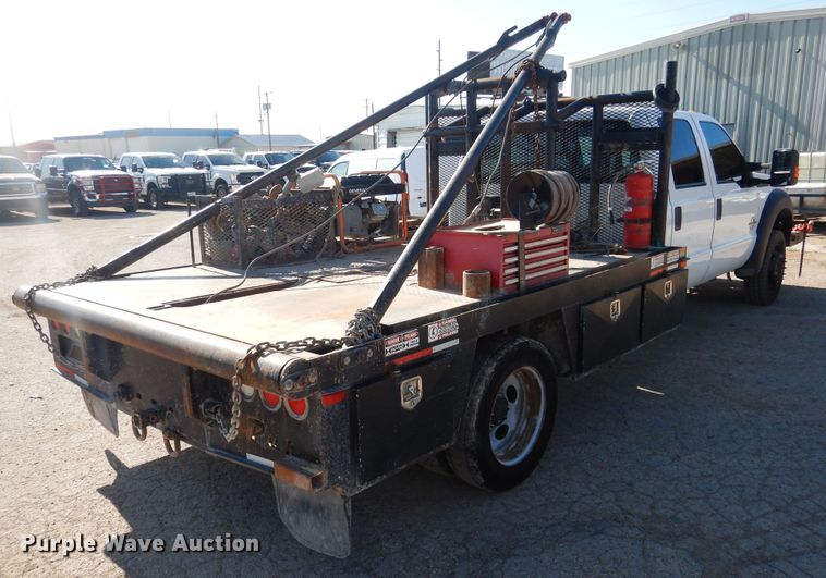 image for item GE9353 2015 Ford F550 Super Duty winch truck