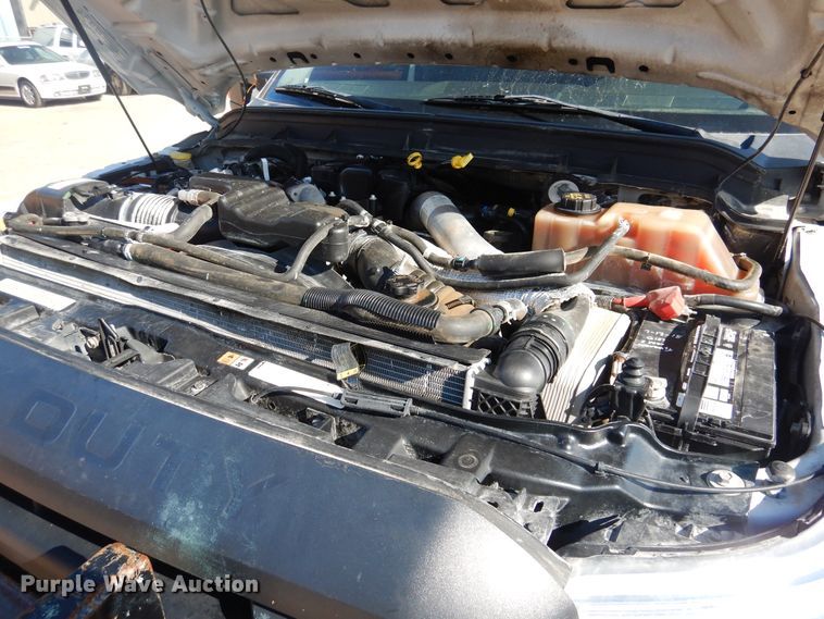 image for item GE9353 2015 Ford F550 Super Duty winch truck