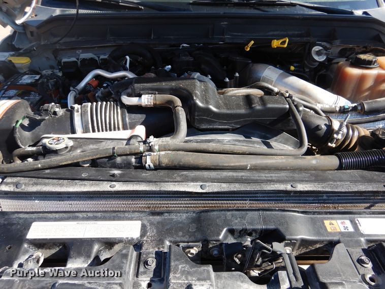 image for item GE9353 2015 Ford F550 Super Duty winch truck