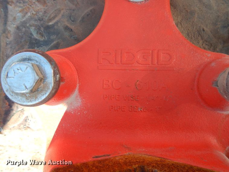 image for item GE9353 2015 Ford F550 Super Duty winch truck