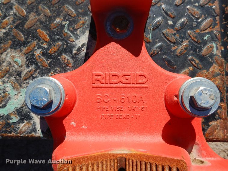 image for item GE9353 2015 Ford F550 Super Duty winch truck