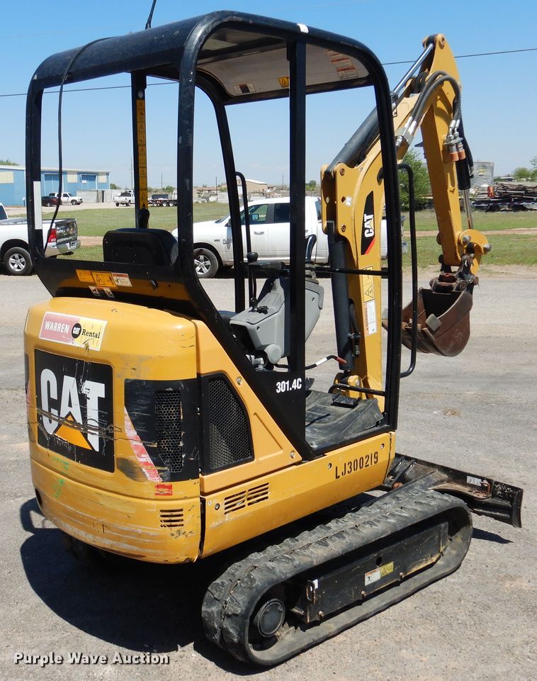 image for item GE9361 2015 Caterpillar 301.4C  mini excavator
