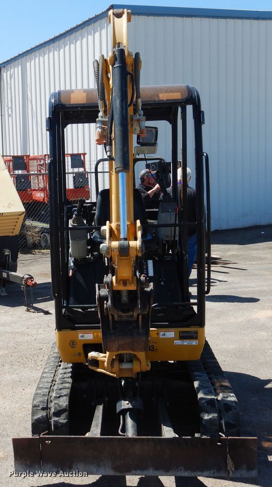 image for item GE9361 2015 Caterpillar 301.4C  mini excavator