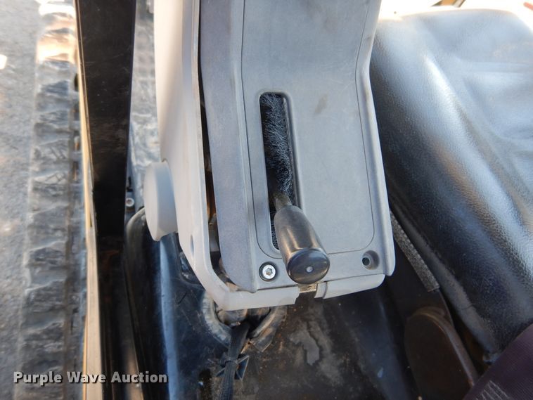 image for item GE9361 2015 Caterpillar 301.4C  mini excavator