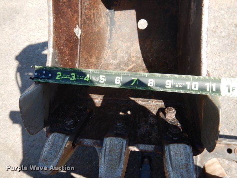 image for item GE9361 2015 Caterpillar 301.4C  mini excavator