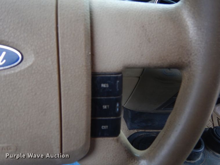 image for item GG9692 2004 Ford F150  SuperCab pickup truck