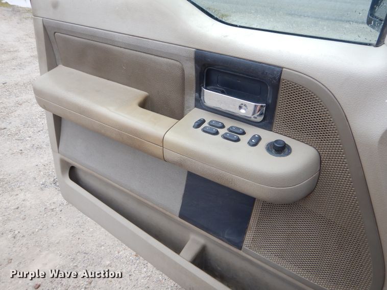 image for item GG9692 2004 Ford F150  SuperCab pickup truck