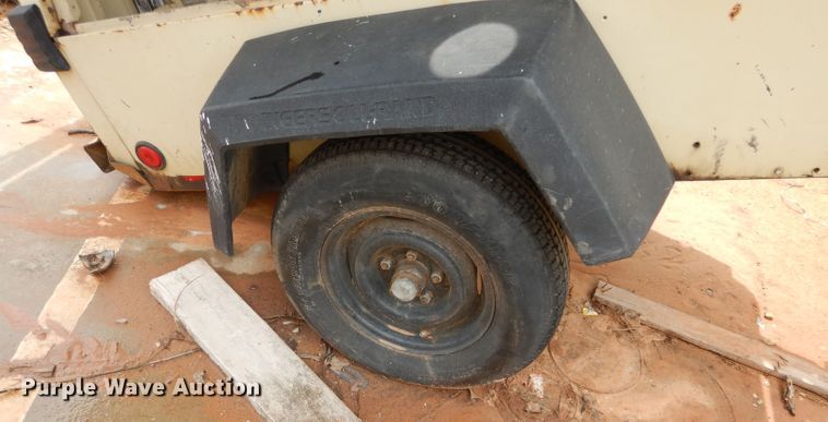 image for item GK9141 1990 Ingersoll Rand R185 air compressor