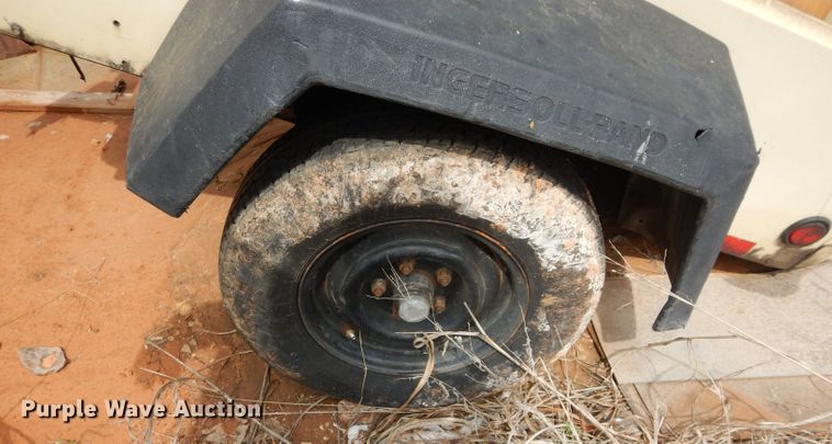 image for item GK9141 1990 Ingersoll Rand R185 air compressor