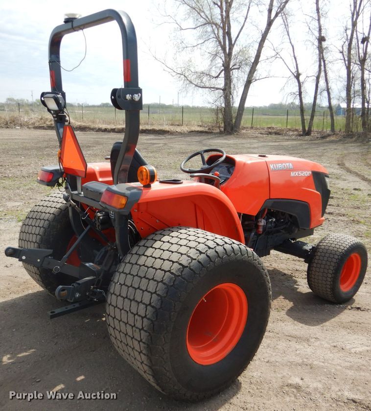 image for item GO9129 Kubota MX5200D MFWD tractor