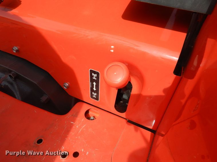 image for item GO9129 Kubota MX5200D MFWD tractor