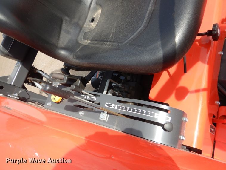 image for item GO9129 Kubota MX5200D MFWD tractor