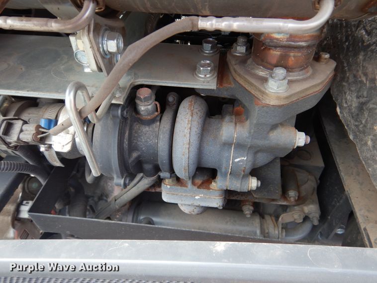 image for item GO9129 Kubota MX5200D MFWD tractor