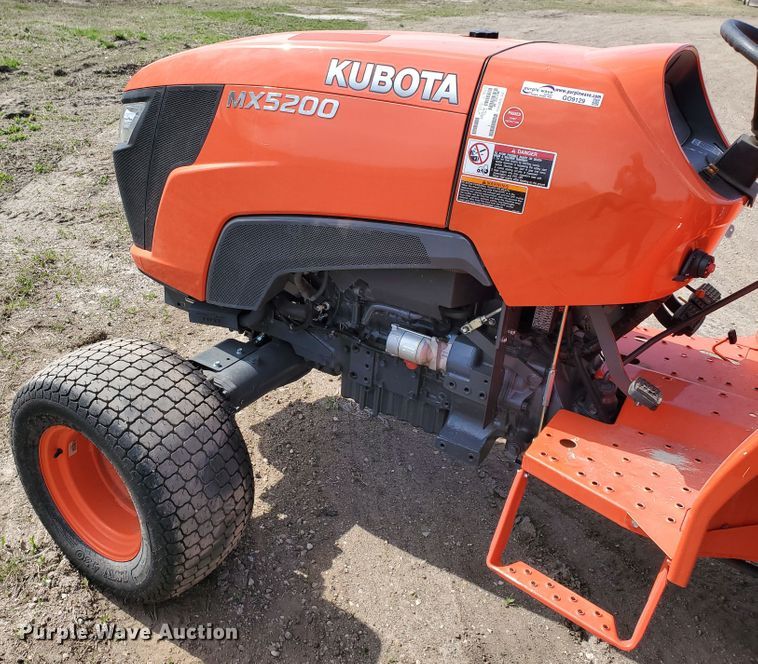 image for item GO9129 Kubota MX5200D MFWD tractor