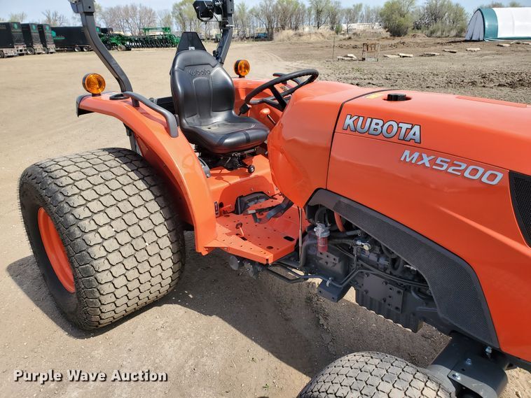 image for item GO9129 Kubota MX5200D MFWD tractor