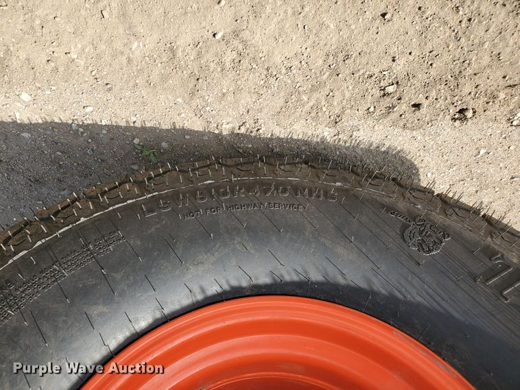 image for item GO9129 Kubota MX5200D MFWD tractor