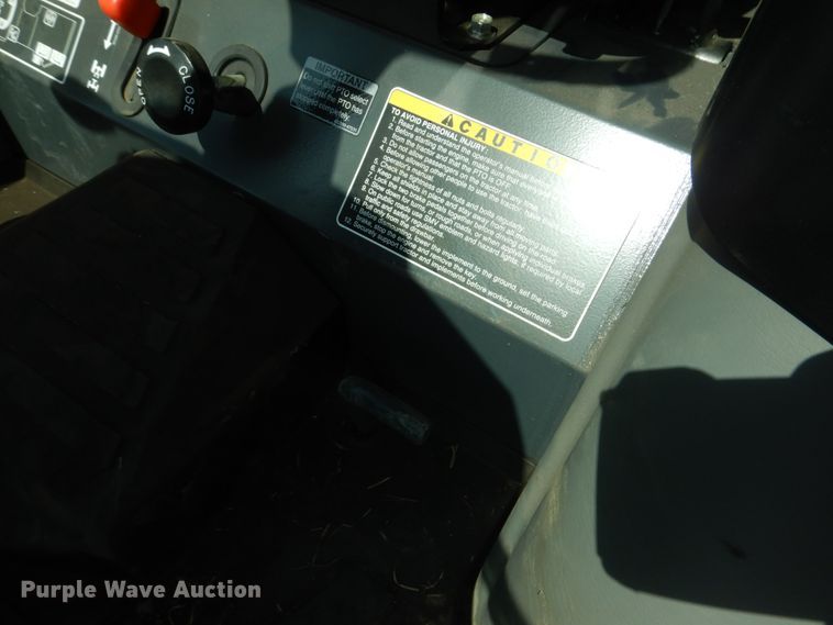 image for item GO9130 Kubota B3350 HSD MFWD tractor