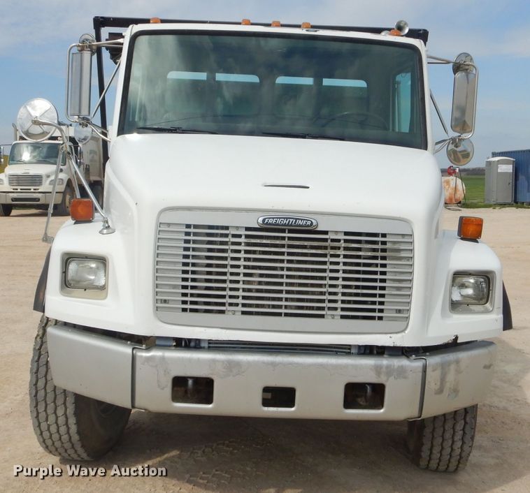 image for item GP9030 2000 Freightliner FL80 roll-off container truck