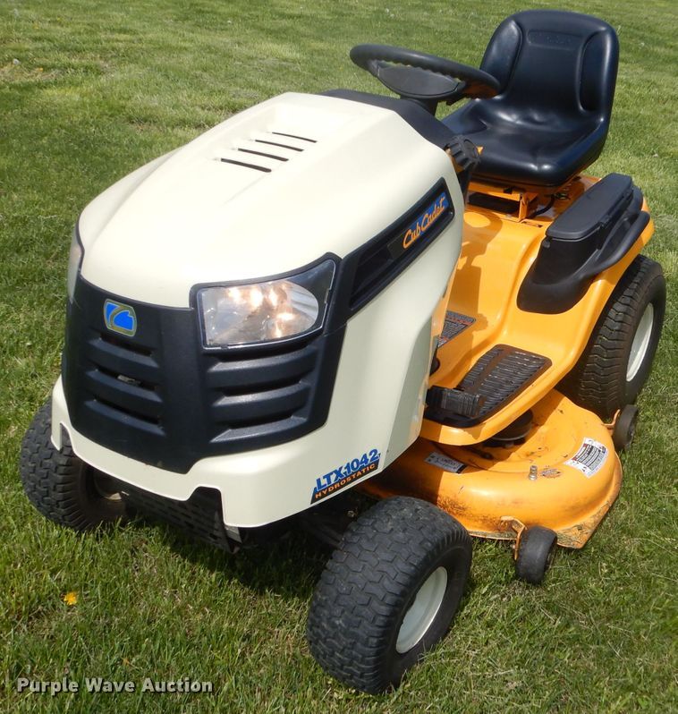 image for item GP9046 2009 Cub Cadet LTX1042 lawn mower