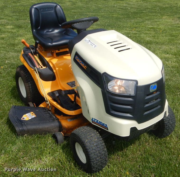 image for item GP9046 2009 Cub Cadet LTX1042 lawn mower