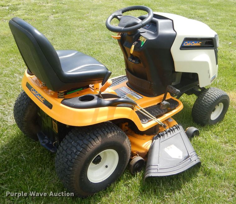 image for item GP9046 2009 Cub Cadet LTX1042 lawn mower