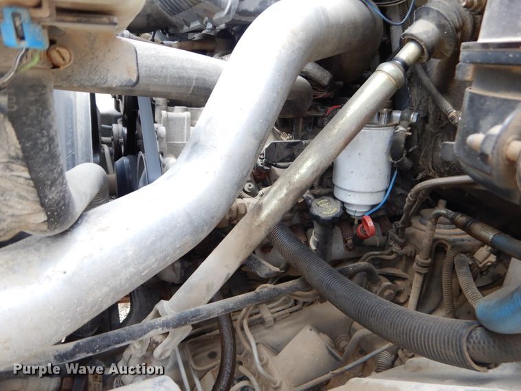 image for item GP9047 2005 GMC C4500 Crew Cab flatbed truck