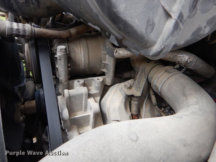 image for item GP9047 2005 GMC C4500 Crew Cab flatbed truck