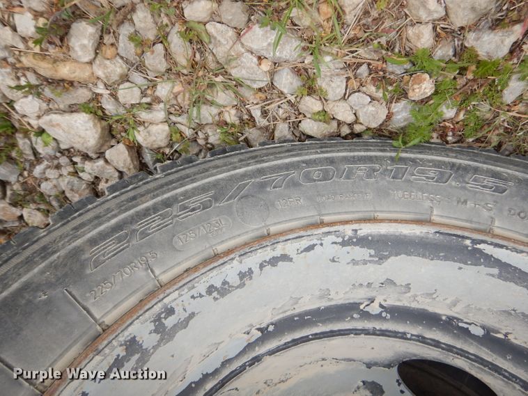 image for item GP9047 2005 GMC C4500 Crew Cab flatbed truck