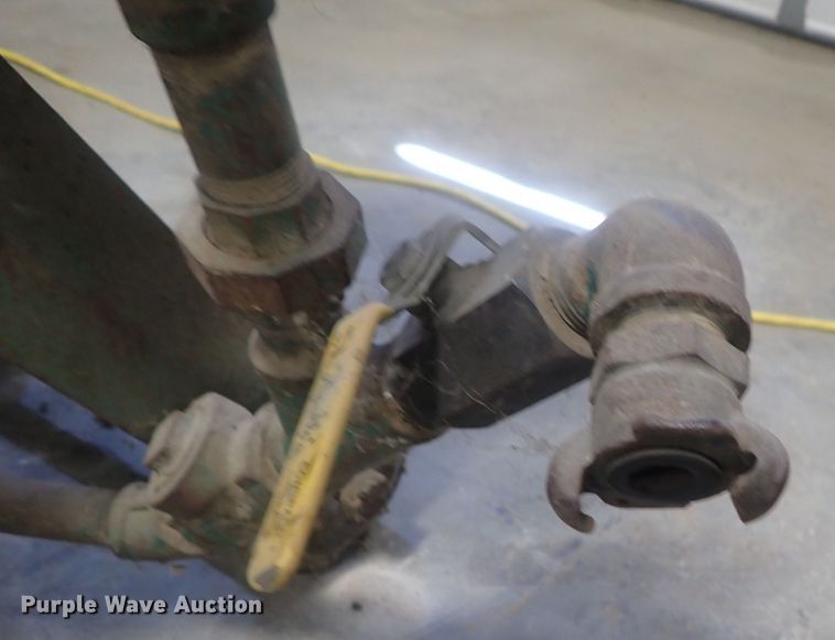 image for item GR9039 Clemco SCW1648 sandblasting machine