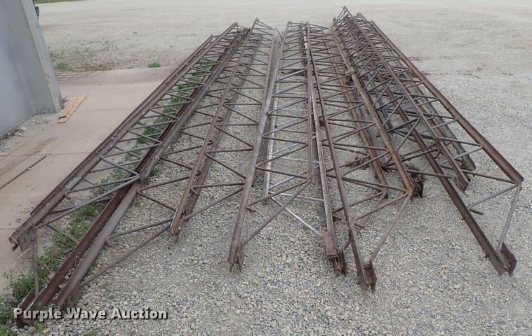 image for item GR9052 (11) steel bar joists