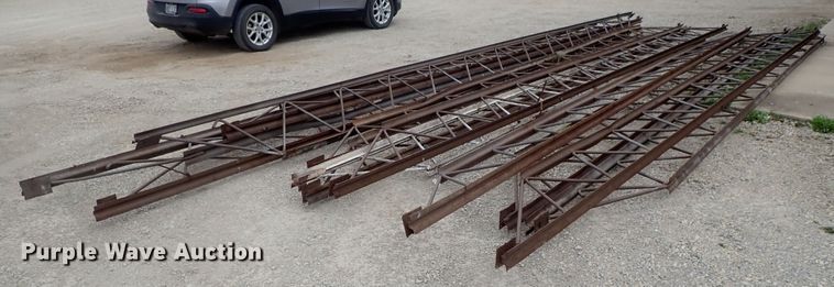 image for item GR9052 (11) steel bar joists