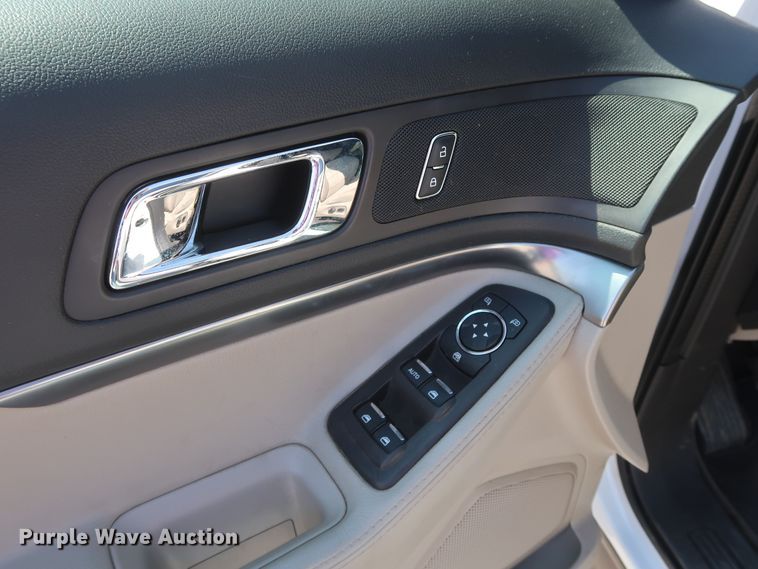 image for item GS9851 2013 Ford Explorer  SUV