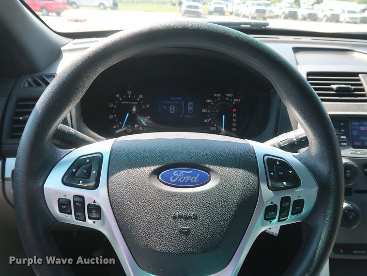 image for item GS9851 2013 Ford Explorer  SUV