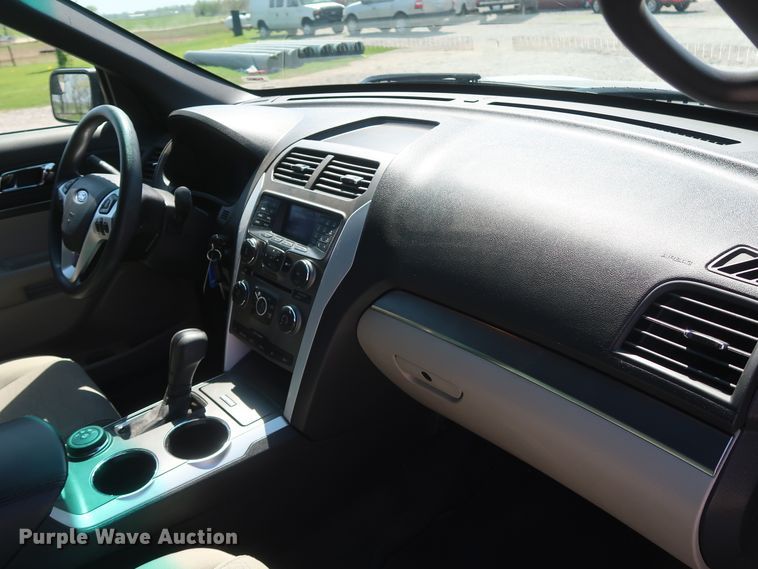 image for item GS9851 2013 Ford Explorer  SUV