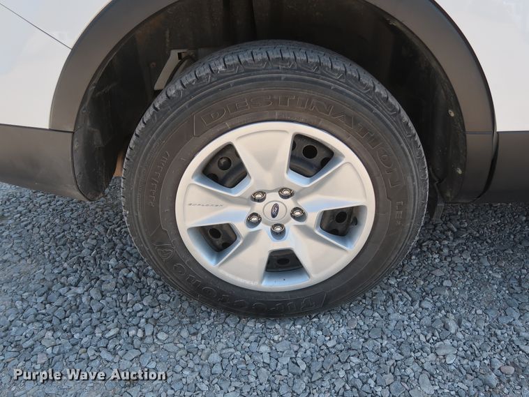 image for item GS9851 2013 Ford Explorer  SUV