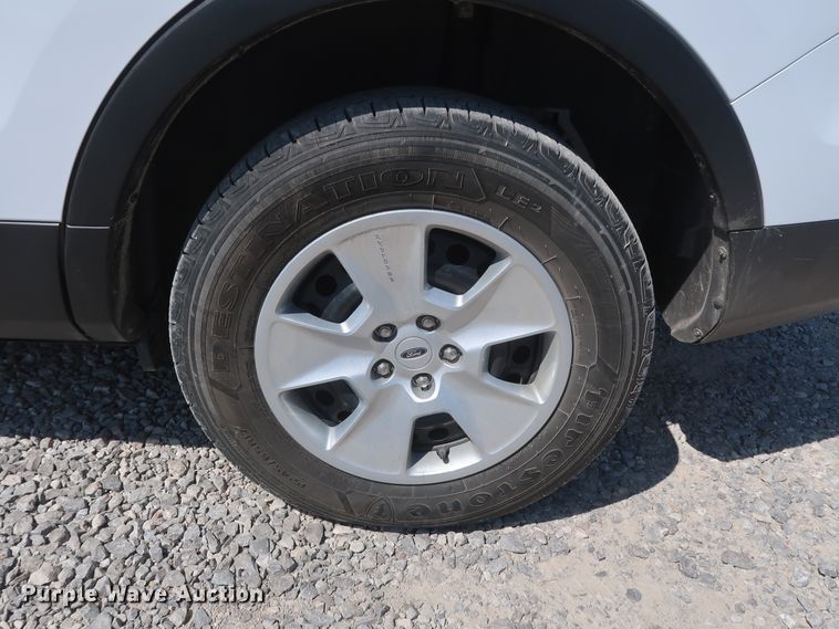 image for item GS9851 2013 Ford Explorer  SUV