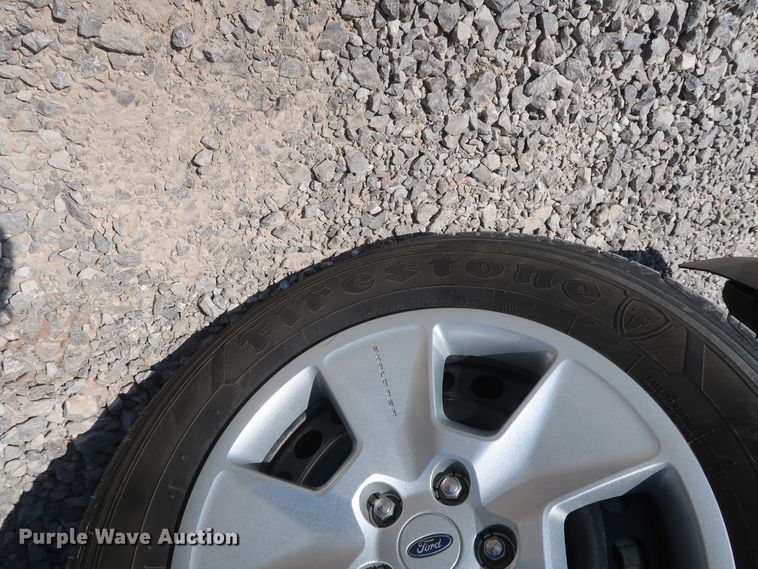 image for item GS9851 2013 Ford Explorer  SUV