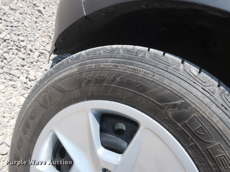 image for item GS9851 2013 Ford Explorer  SUV