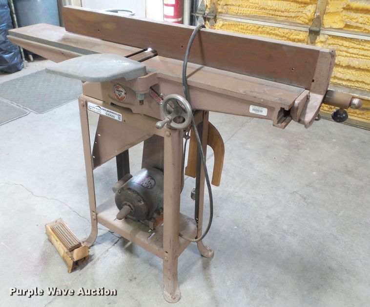 image for item GX9000 Delta 6" jointer