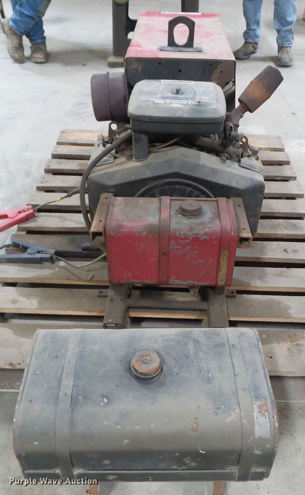 image for item GX9005 Lincoln Weldon Power 225G7 welder