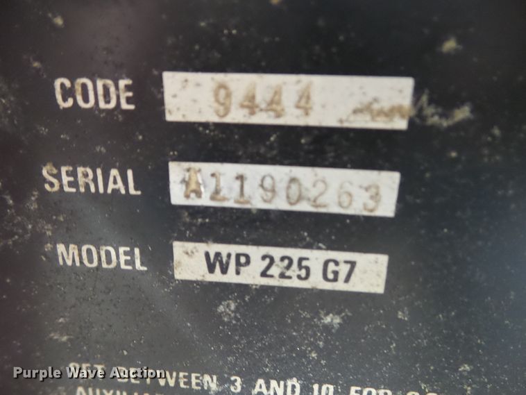 image for item GX9005 Lincoln Weldon Power 225G7 welder