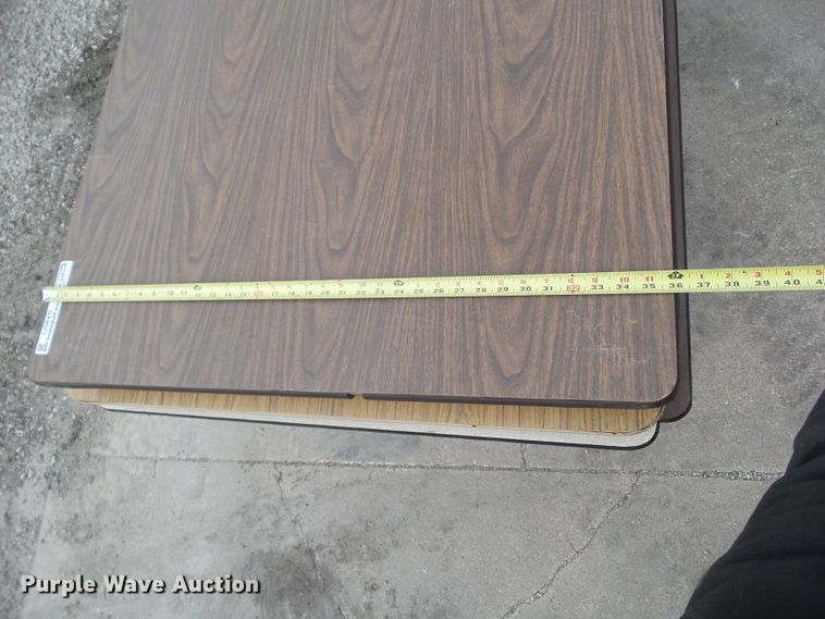 image for item GX9011 (4) folding tables