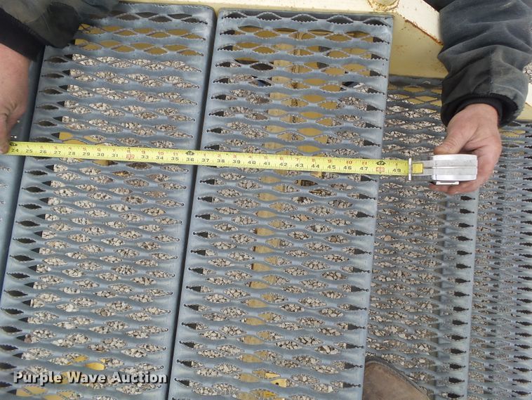 image for item GX9016 Steel steps with hand rails