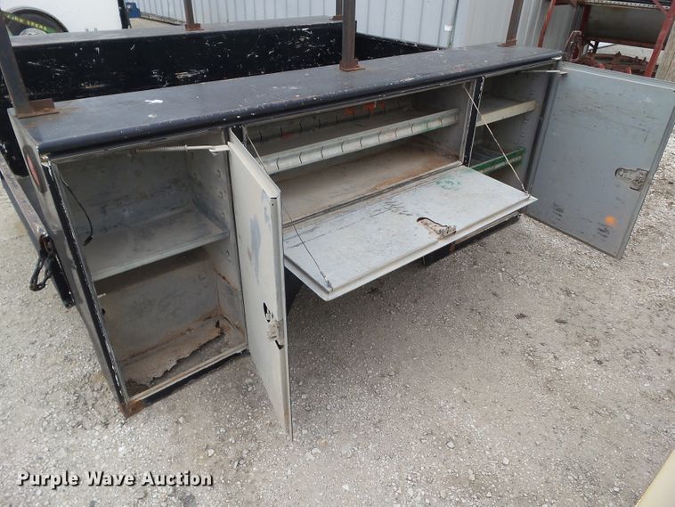 image for item GX9017 Stahl utility bed