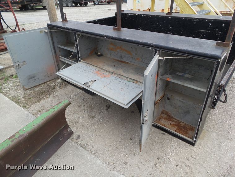 image for item GX9017 Stahl utility bed