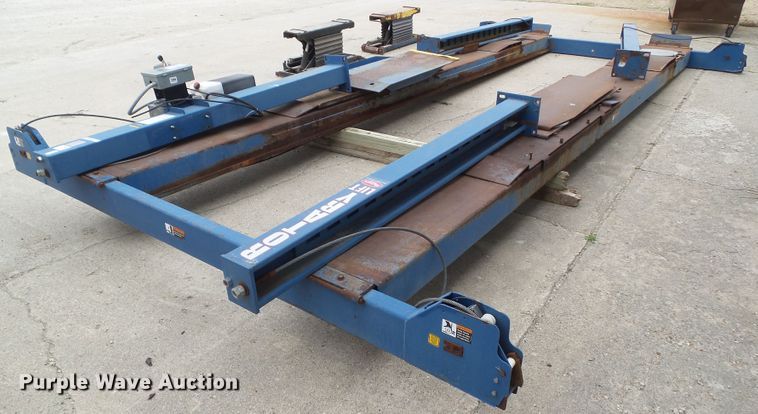 image for item GX9020 Rotary four post lift