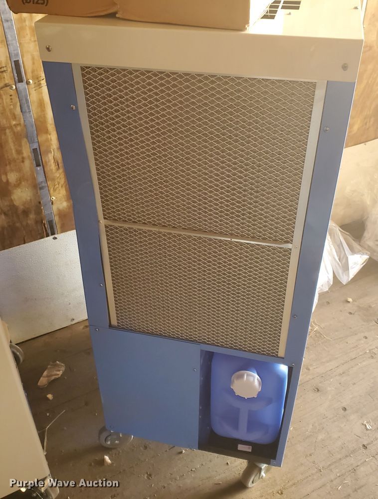 image for item GX9899 (2) Airrex HSC-18 AC units